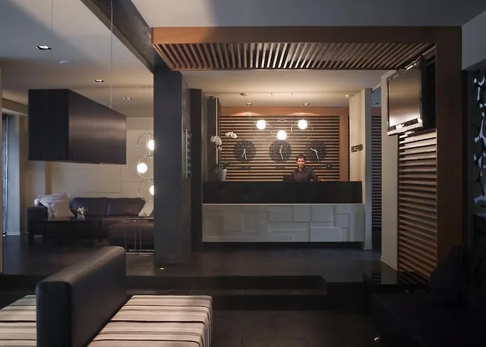 名居酒店 普罗夫迪夫