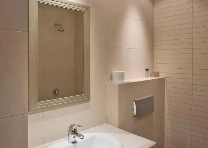 名居酒店 3* 普罗夫迪夫