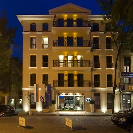 Отель Famous House Пловдив